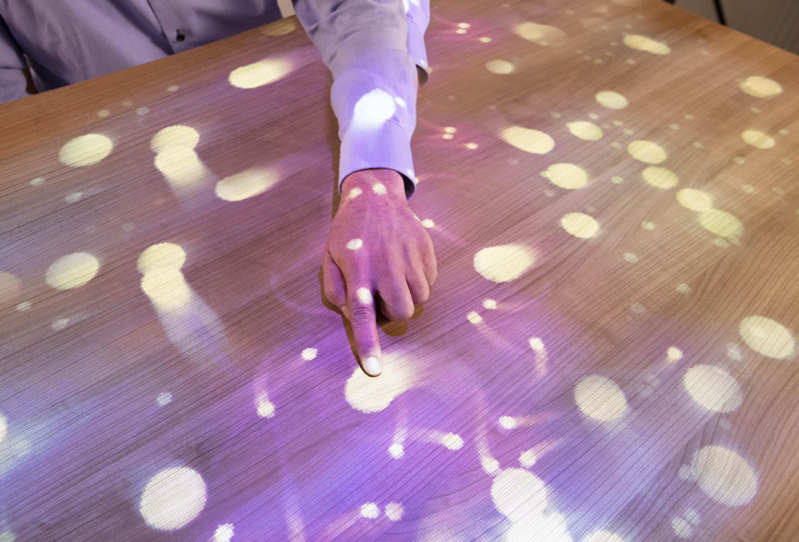 Spelfoto Avondlichtjes Senioren Tovertafel